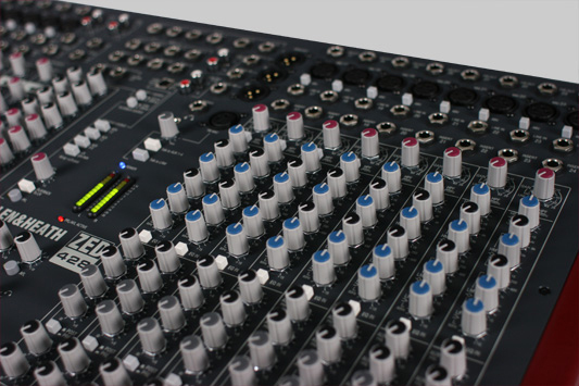 ZED-428 - ALLEN & HEATH - ヒビノインターサウンド株式会社