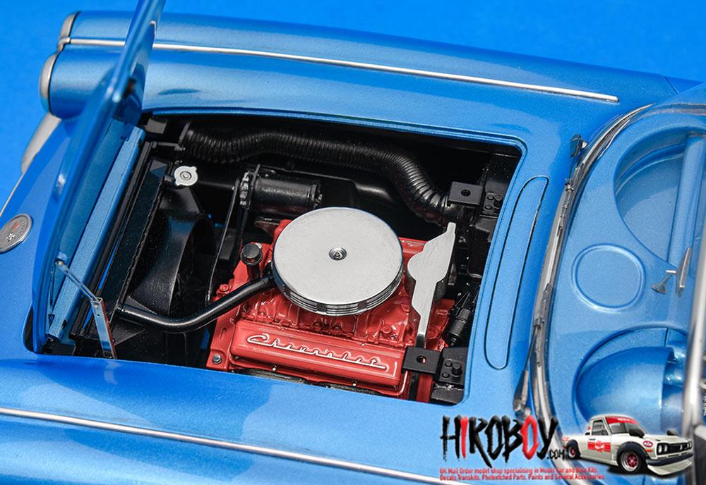 1:12 Chevrolet Corvette C1 1960 | MFH K829 | Model Factory Hiro