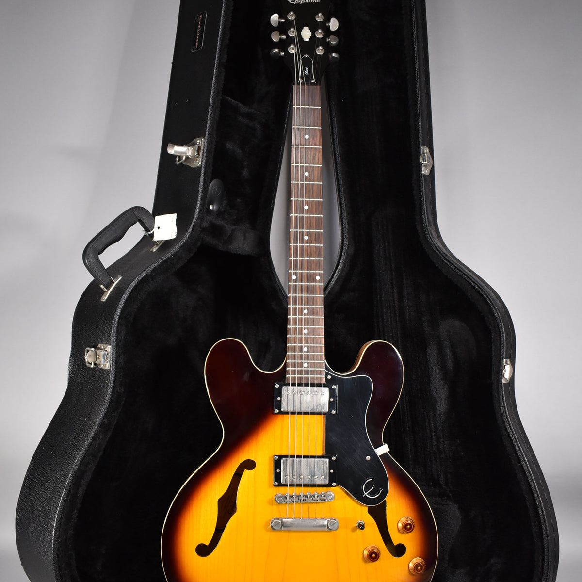 2011 Epiphone Dot ES-335 VS Vintage Sunburst Finish W/HSC