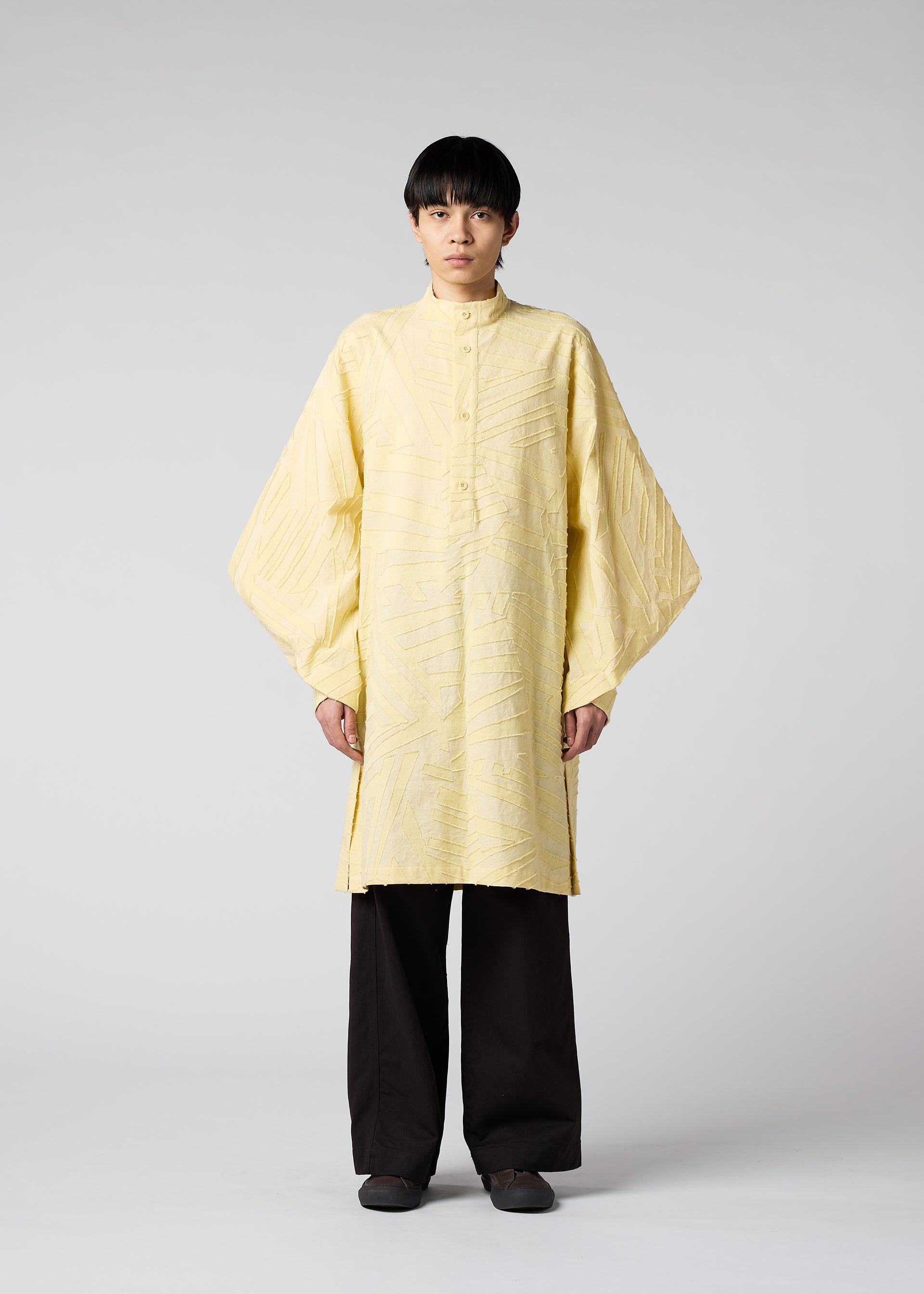 GEOMETRY JACQUARD SHIRT – isseymiyake.com