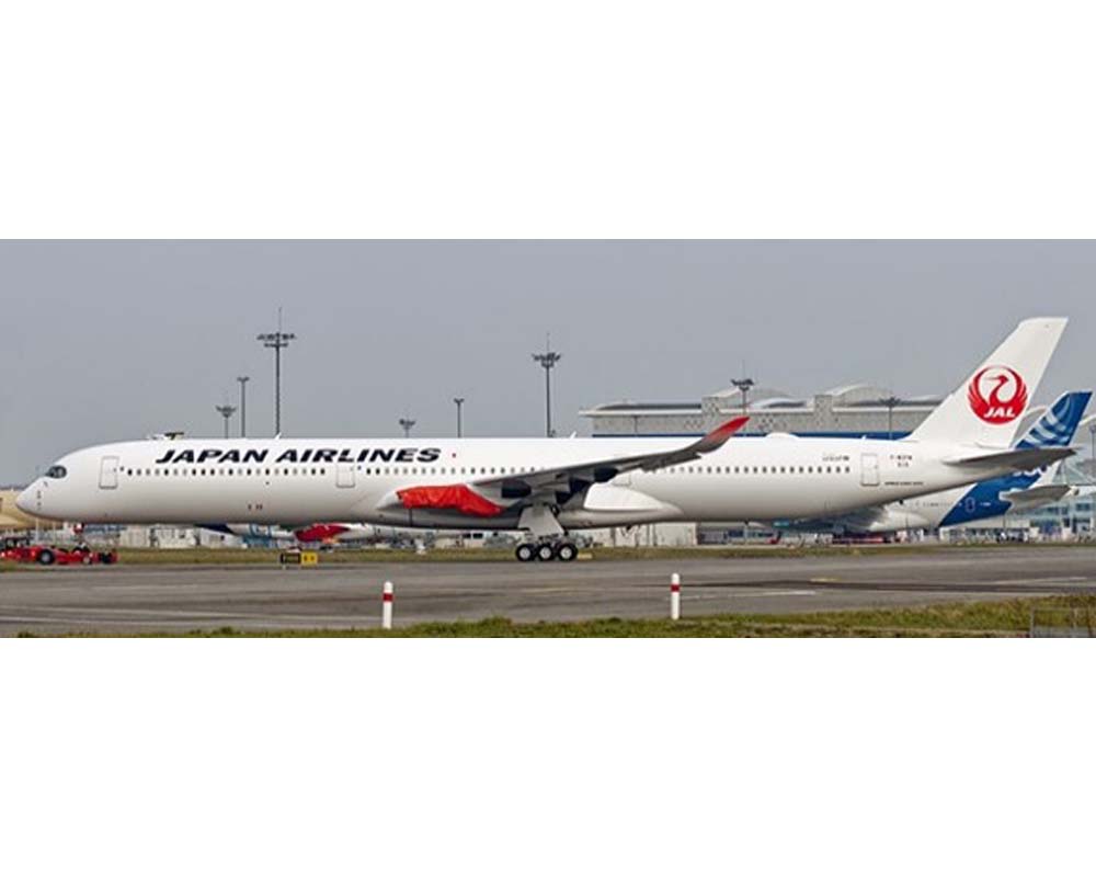 www.JetCollector.com: JAL A350-1000 flaps down JA01WJ 1:200 Scale