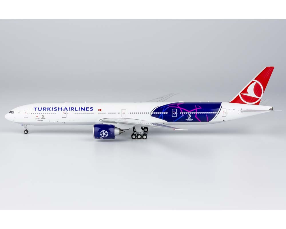 www.JetCollector.com: Turkish Airlines B777-300ER UEFA Champions