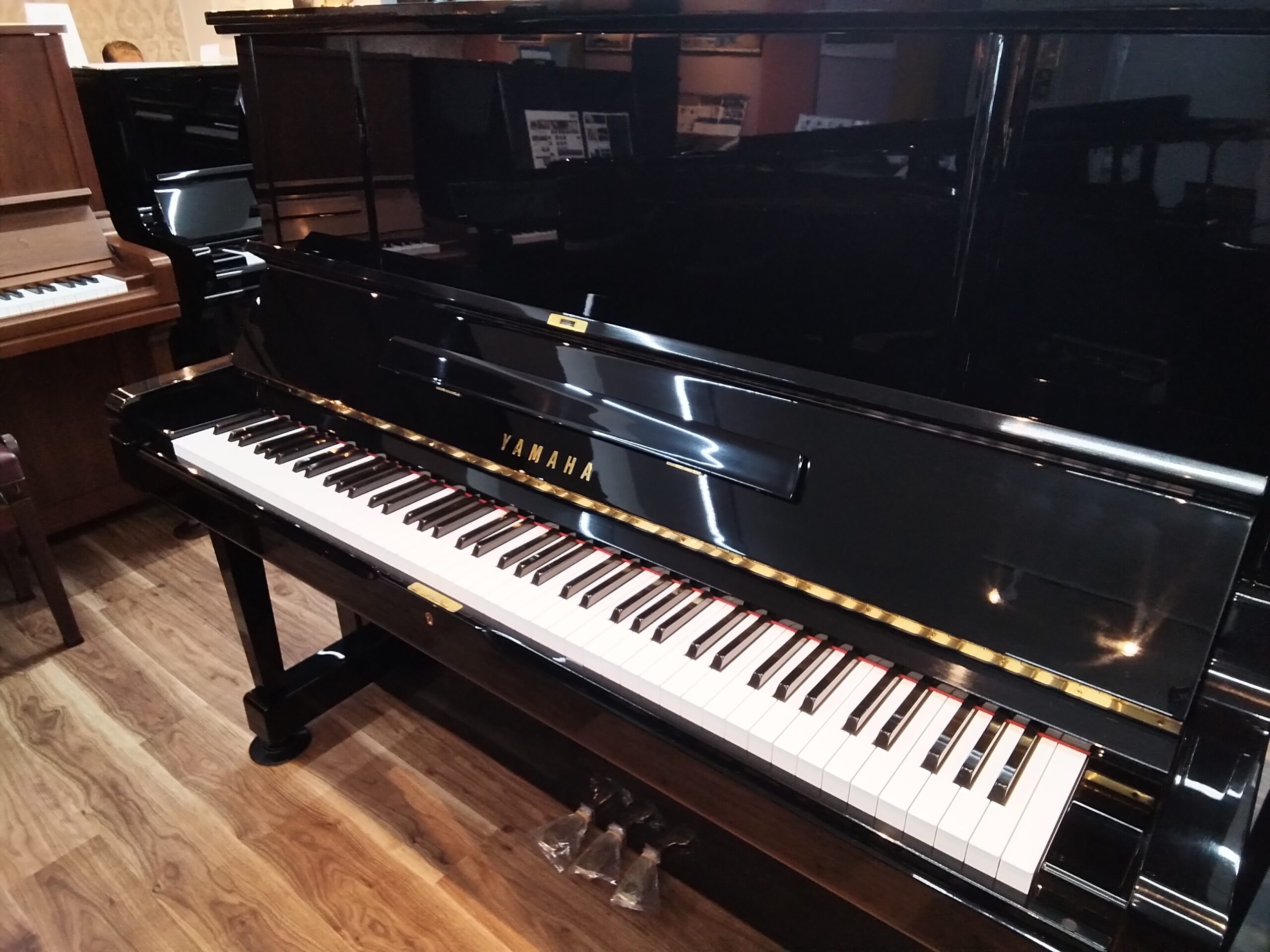 YAMAHA YU30 | オリエント楽器｜ピアノ｜オリエント楽器