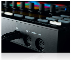 NATIVE INSTRUMENTS/MASCHINE MK2の紹介です。