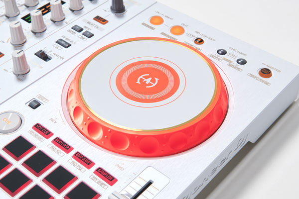 DDJ-400-HA／国内限定1,500台！D4DJ First MixよりHappy Around!の