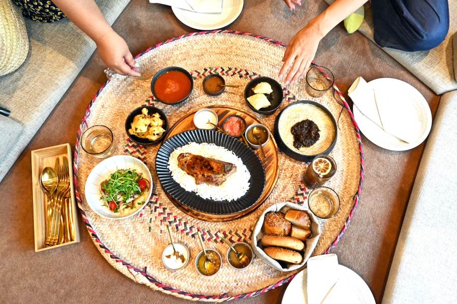 大阪関西万博expo2025サウジアラビアレストランirth ピンバッジ 大阪