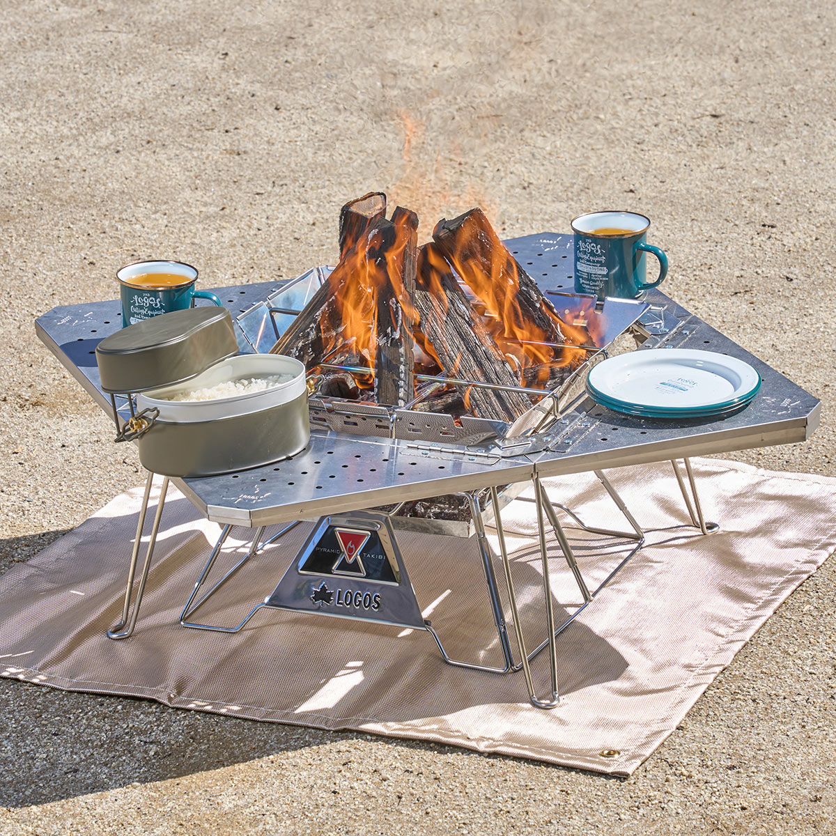 2WAY囲炉裏タフテーブル|ギア|家具|テーブル|製品情報|ロゴスショップ