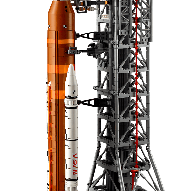 NASA Artemis Space Launch System 10341 | LEGO® Icons | Buy online