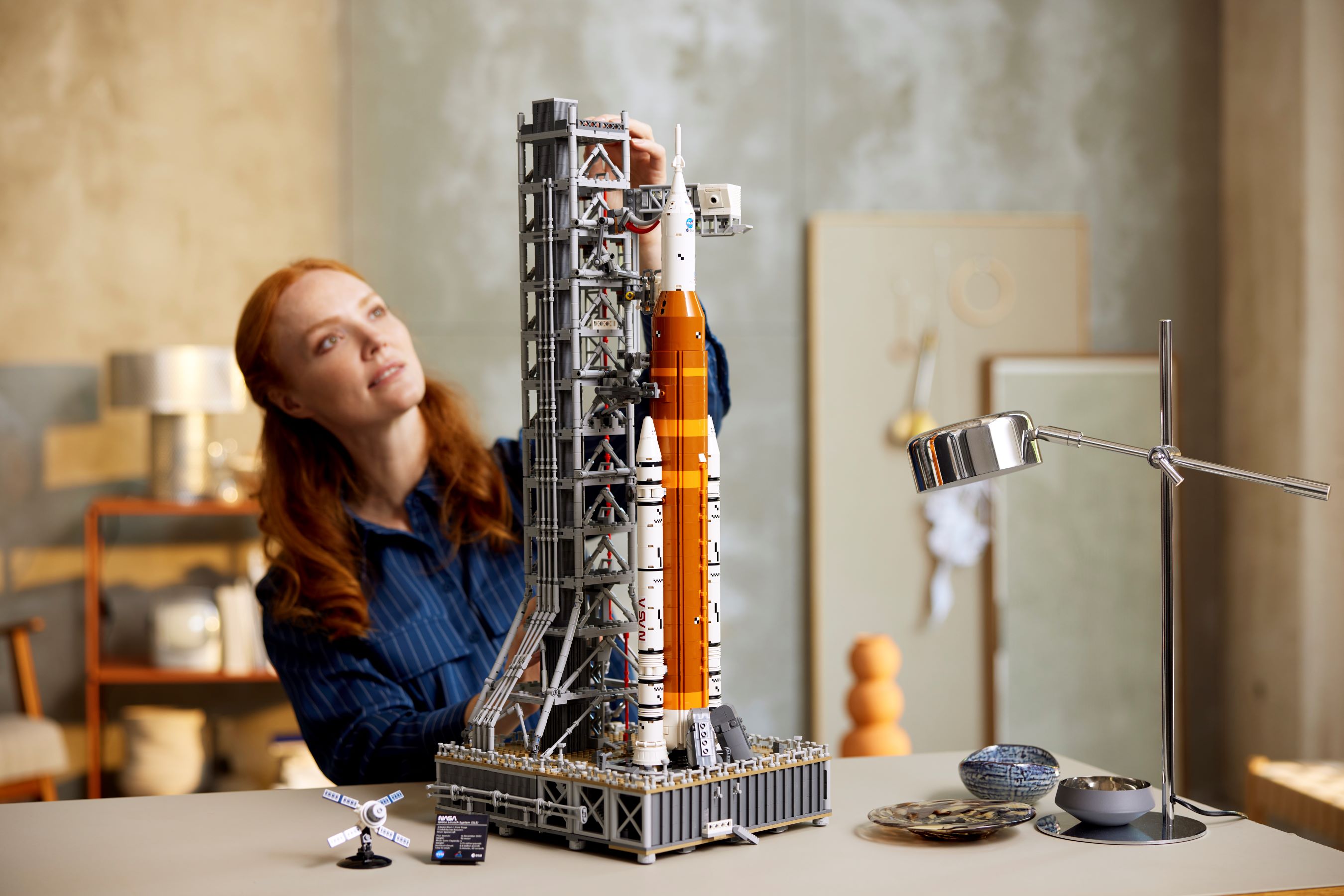 NASA アルテミス スペース・ローンチ・システム 10341 | LEGO® Icons