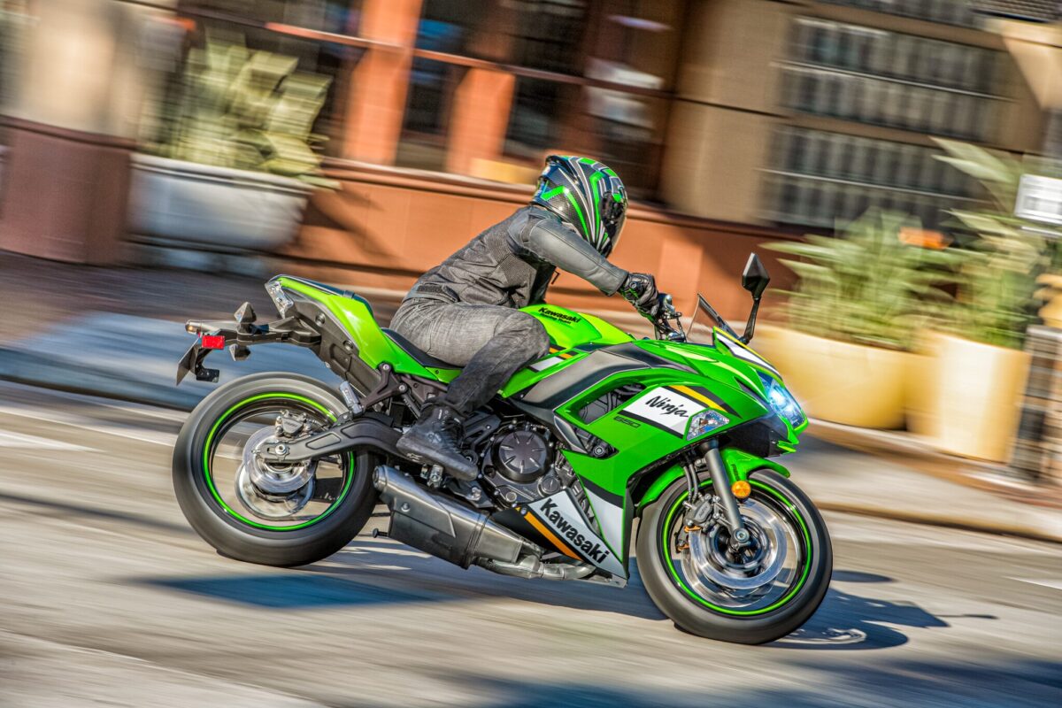 カワサキ Ninja 650シリーズ、Ninja ZX-6Rシリーズの2025年モデルを