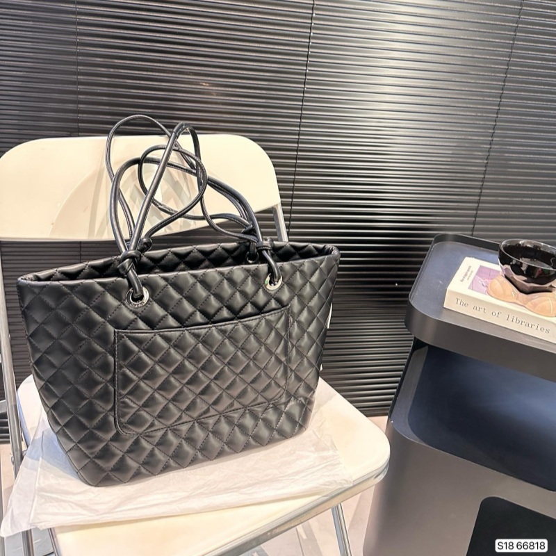 シャネル トート バッグ 人気 カンボン chanel バッグ トート バッグ