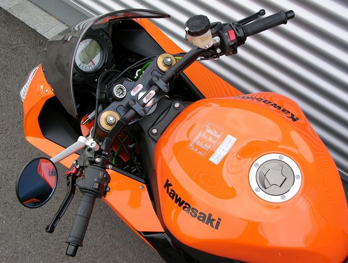08ZX-10R 09ZX-10R 10ZX-10R アップハン化 バーハンドルキット トップ