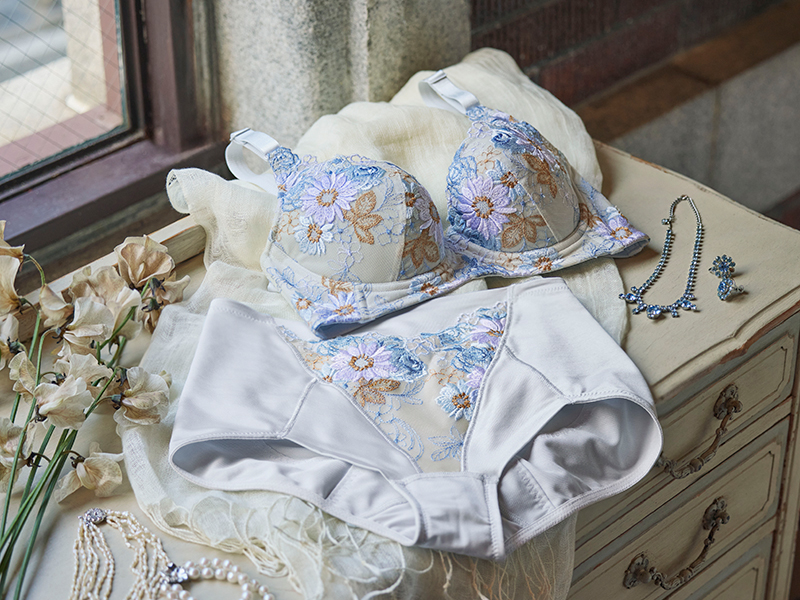 モンマリエシェリルシルバー』数量限定発売いたします。 | MARUKO