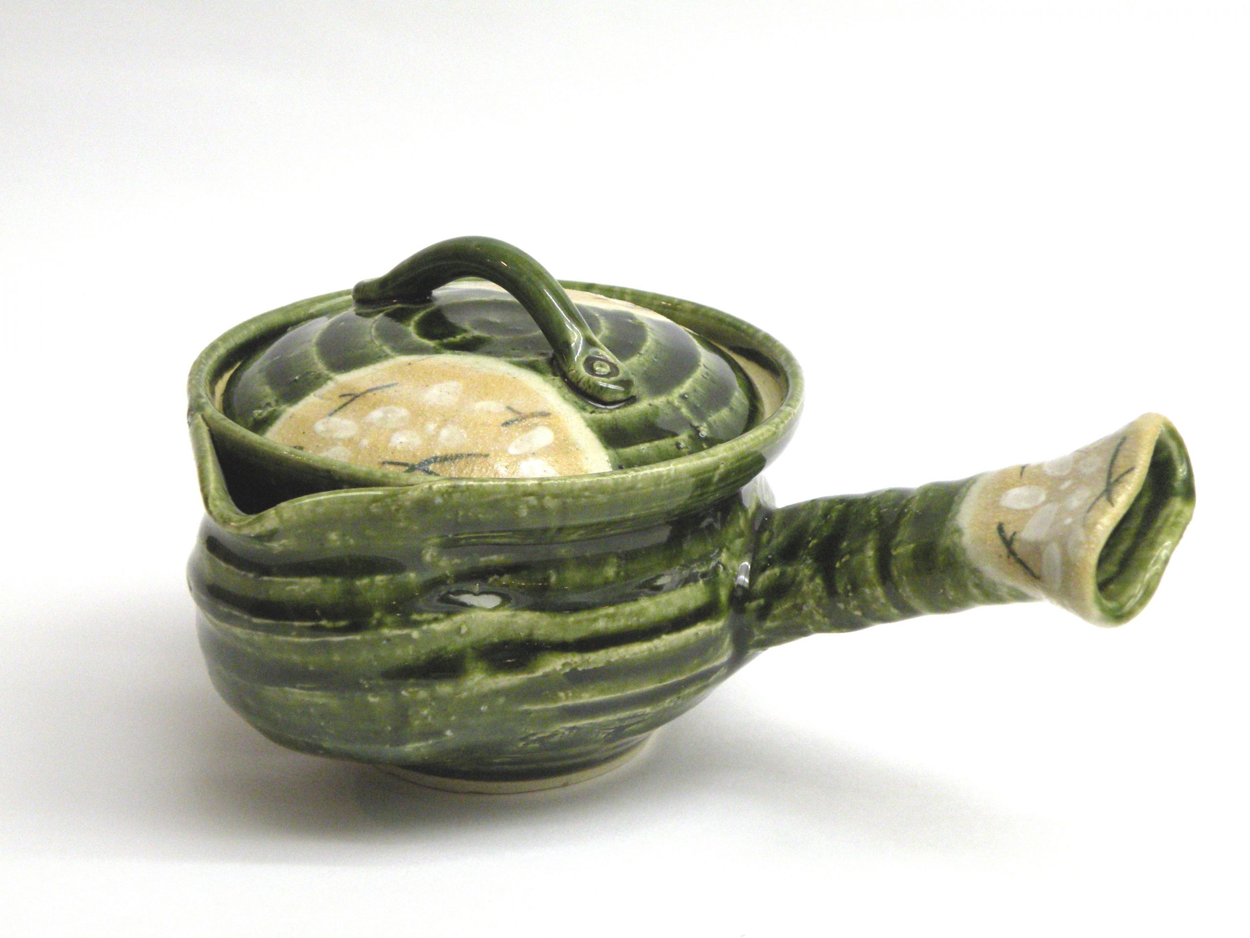 美濃焼伝統工芸品協同組合 | 鼠志野茶碗