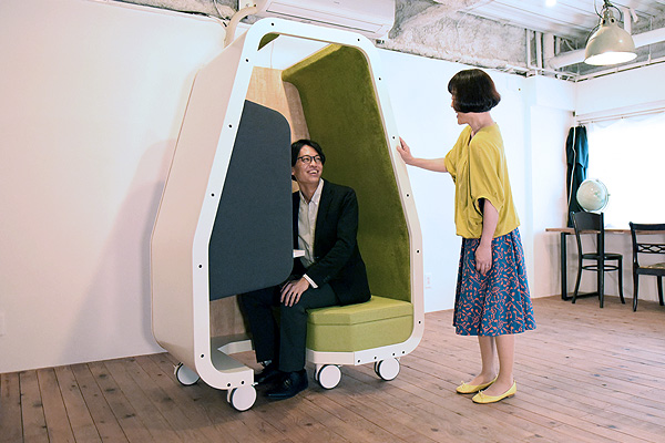 C-Booth フリーアドレス用可動ブース | u&b | ユー・アンド・ビー