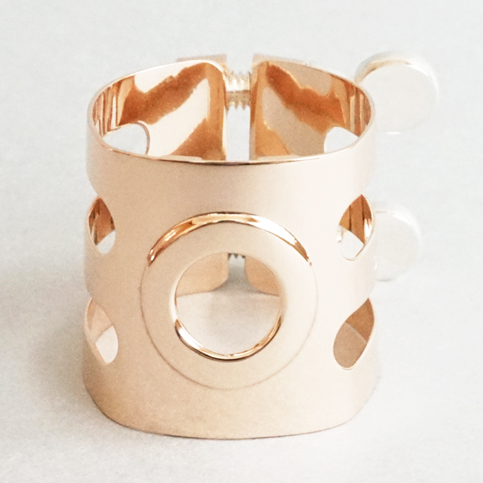 ウッドストーン アルトサックスリガチャー SSPGP（Selmerラバー用