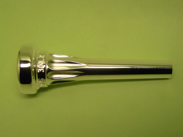 ロータス 新品トランペットマウスピース 3XL2