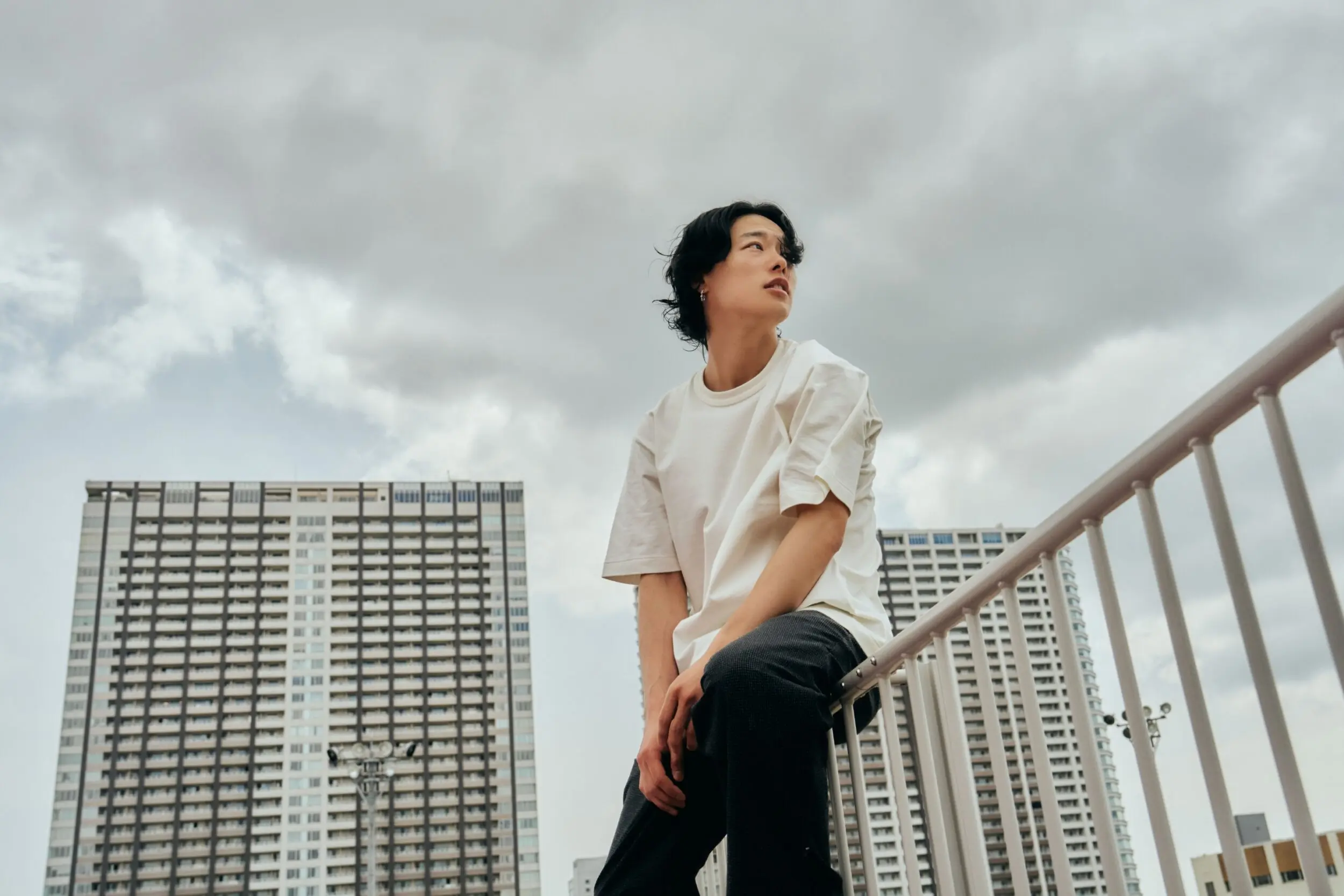 都市を跳び、景色を読み解く。パルクール/アーティストZENが向き合う