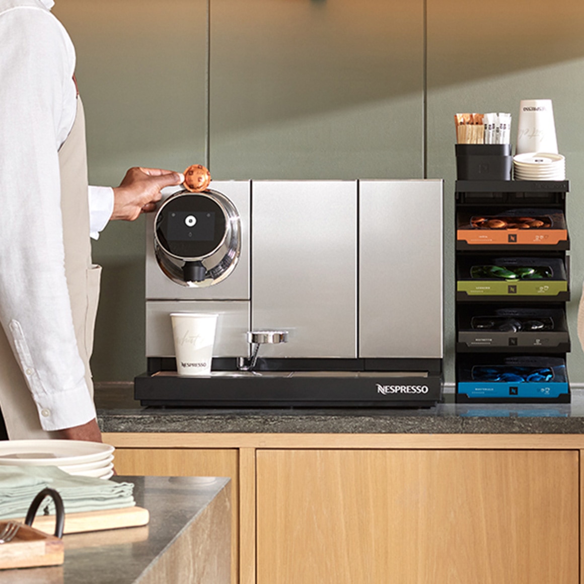 モメント ディスペンサー｜業務用コーヒーマシン｜ネスプレッソ