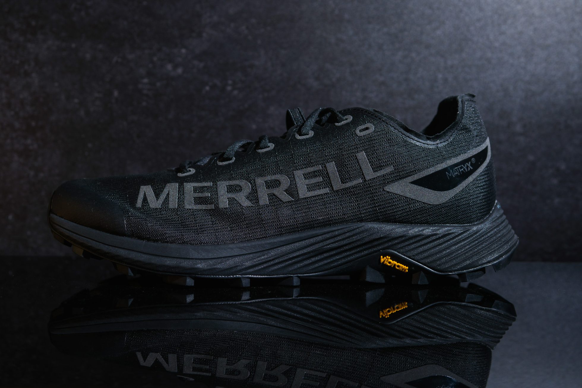 スノーピークとMERRELLのコラボレーション第2弾 「MTL LONG SKY 2