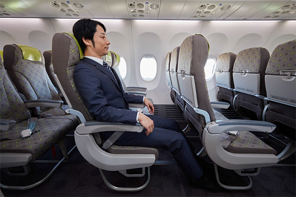 機体案内｜機内サービス｜空港・機内サービス｜ソラシドエア