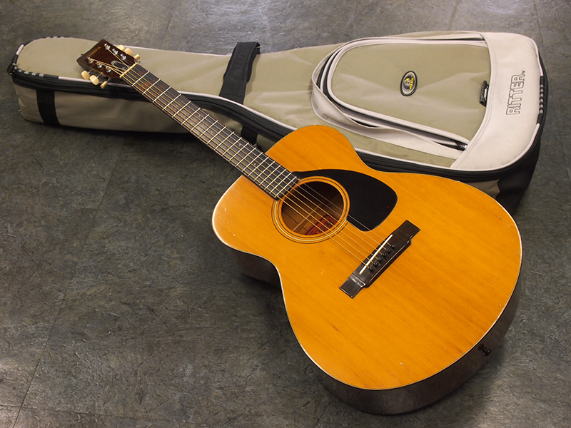 YAMAHA FG-110 【人気の赤ラベル!!】 税込販売価格 ￥36,800- 中古品