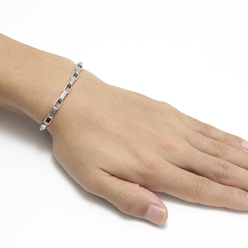 Suman Dhakhwa（スーマンダックワ） Eternal Carving Chain Bracelet