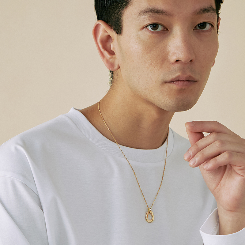 SYMPATHY OF SOUL（シンパシーオブソウル） Large Horseshoe Pendant