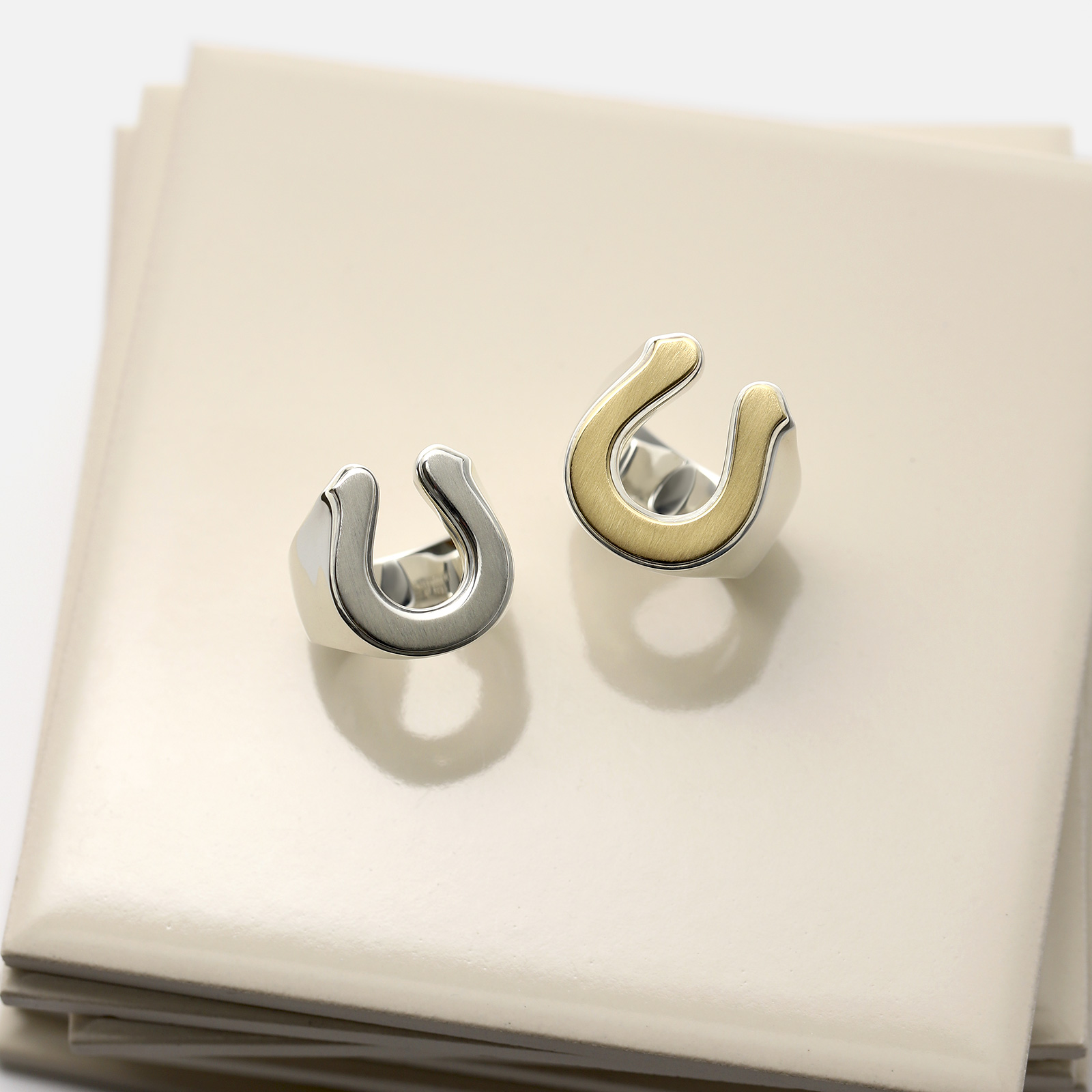 SYMPATHY OF SOUL （シンパシーオブソウル） Small Horseshoe Ring