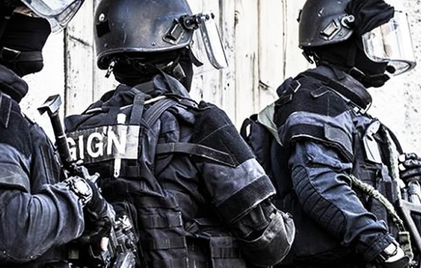 フランスGIGNがHK416をリプレイスし、7.62mm仕様のCZ Bren2アサルト