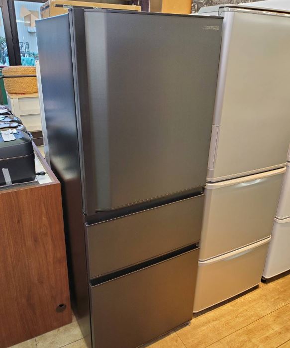 ☆TOSHIBA 東芝 326L 3ドア冷蔵庫 2022年製 マットチャコール うるおい