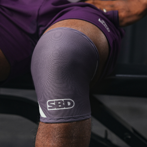 Aspire ウェイトリフティングニースリーブ | SBD Apparel Japan