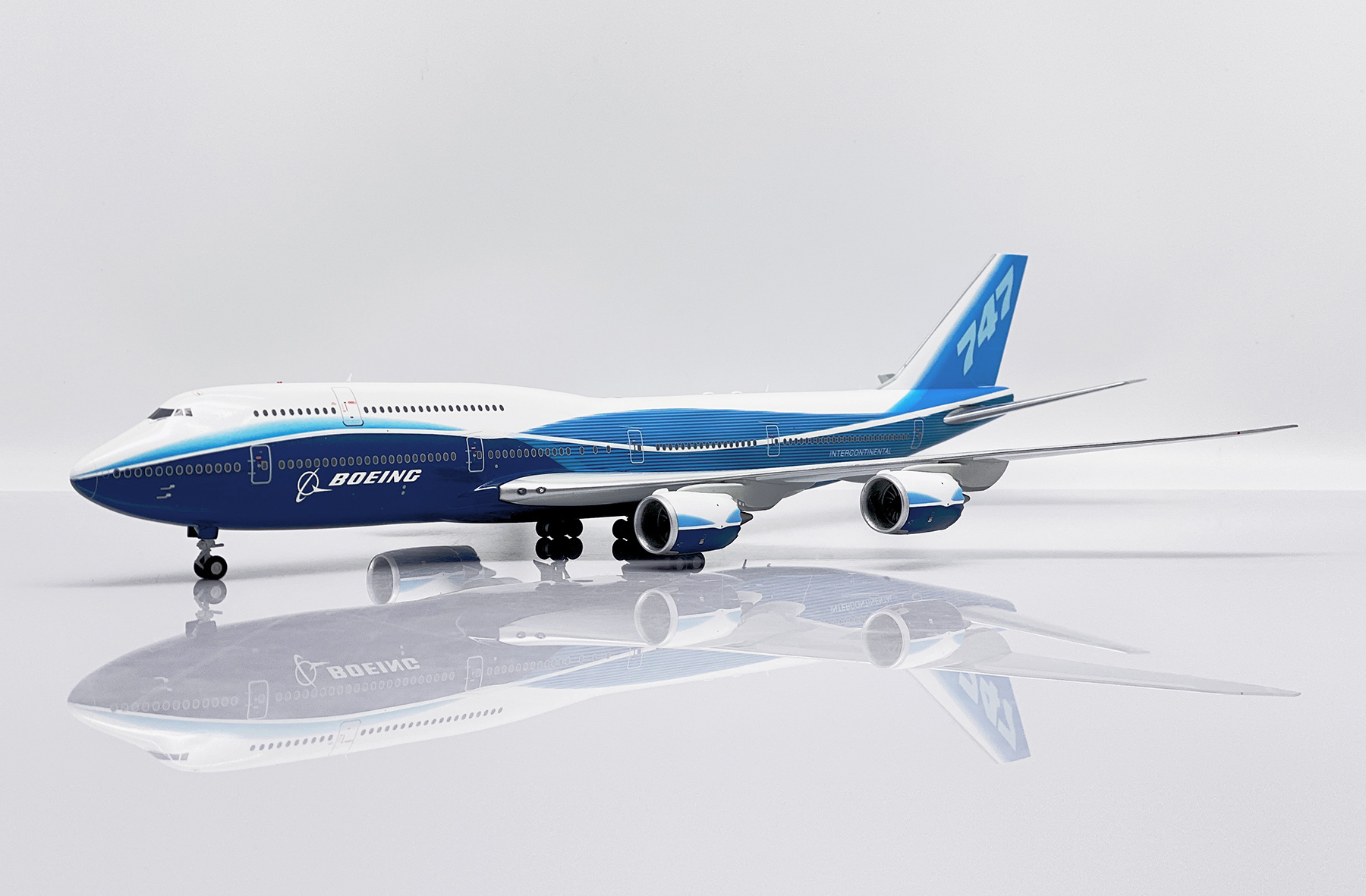 ScaleModelStore.com :: JC Wings 1:200 - LH2239 - Boeing House