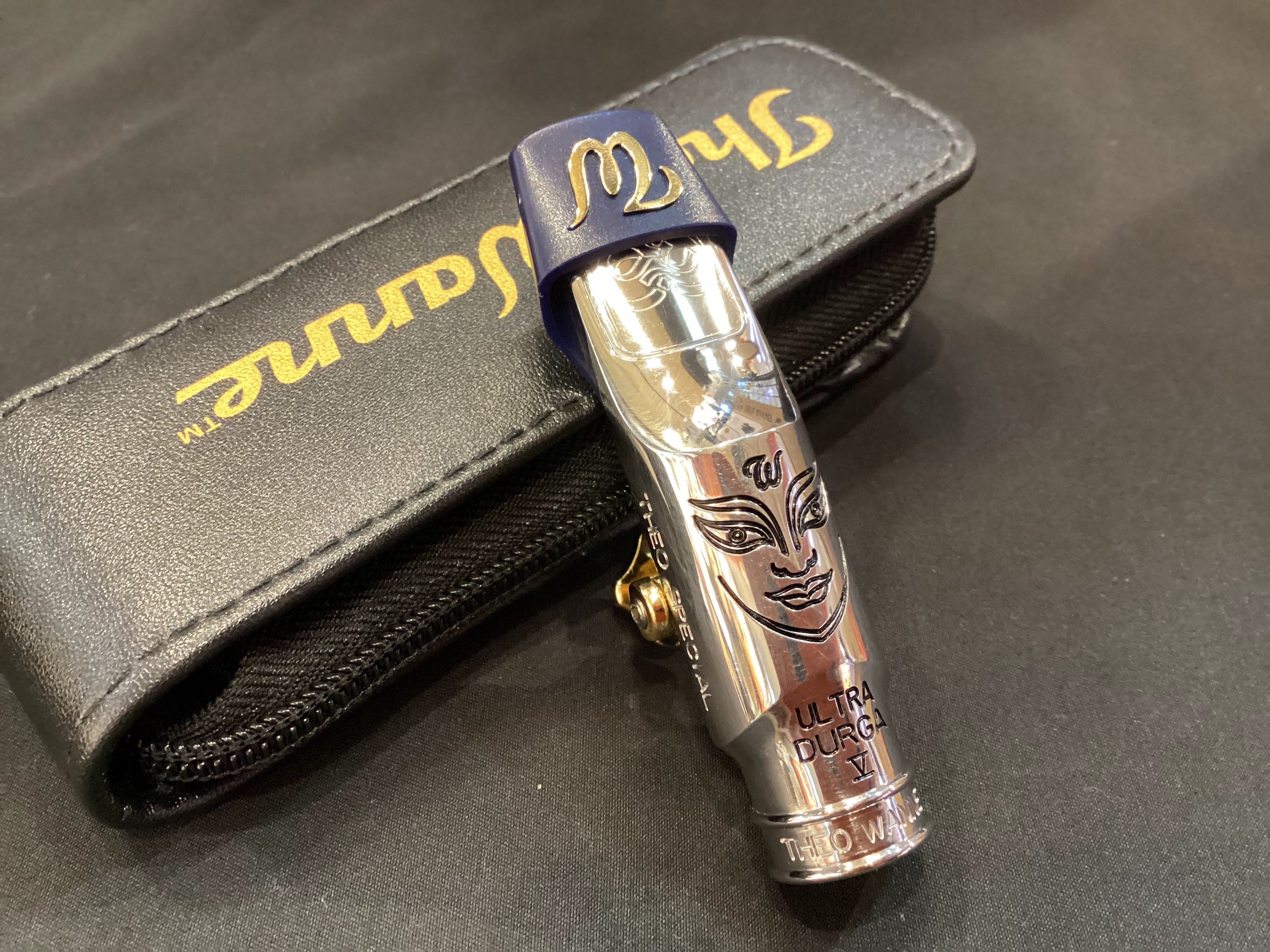 Theo Wanne Pro Shop情報】セオ渾身の力作！全世界30本限定モデル