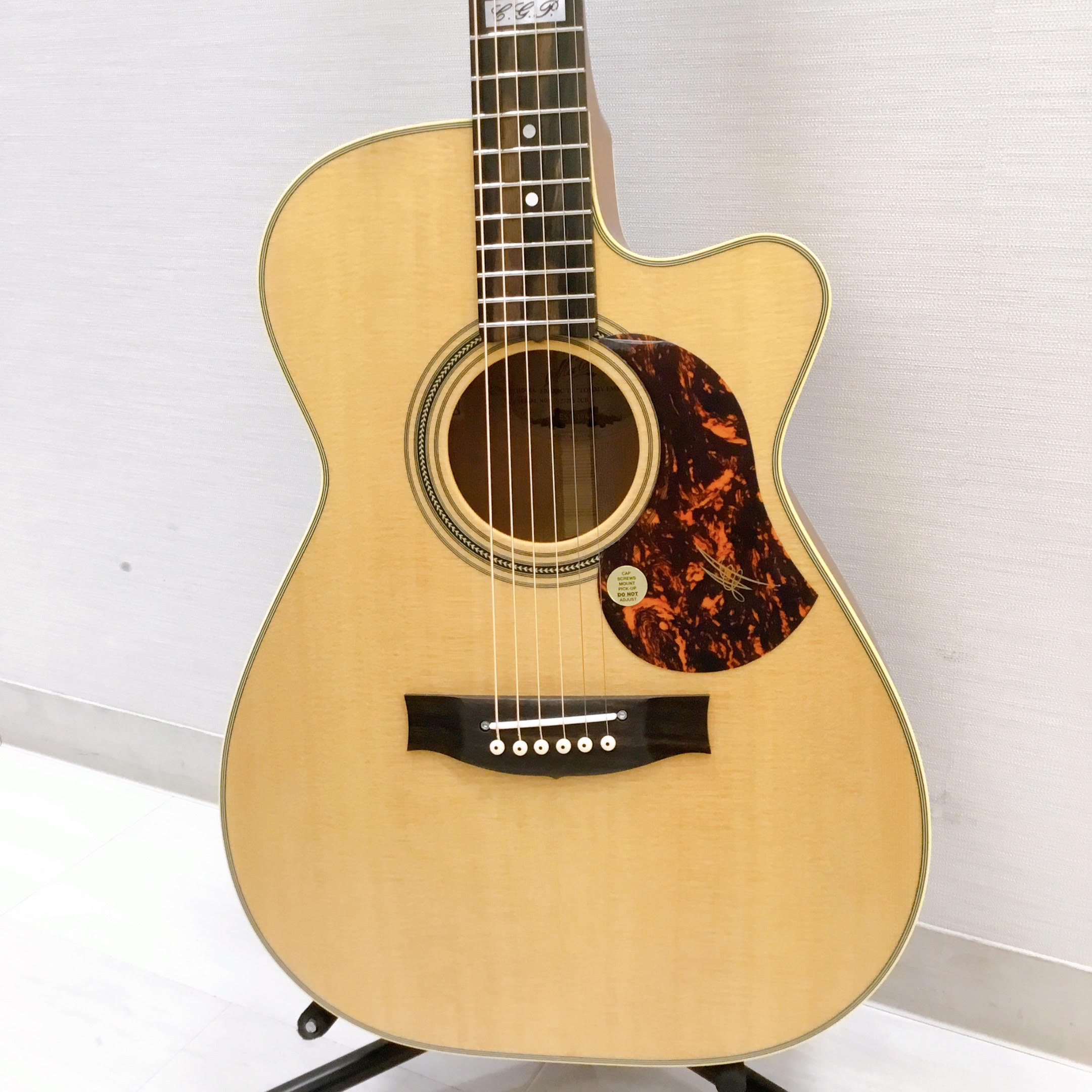 トミー・エマニュエルシグネチャーモデル！Maton EBG808CTE 入荷致し