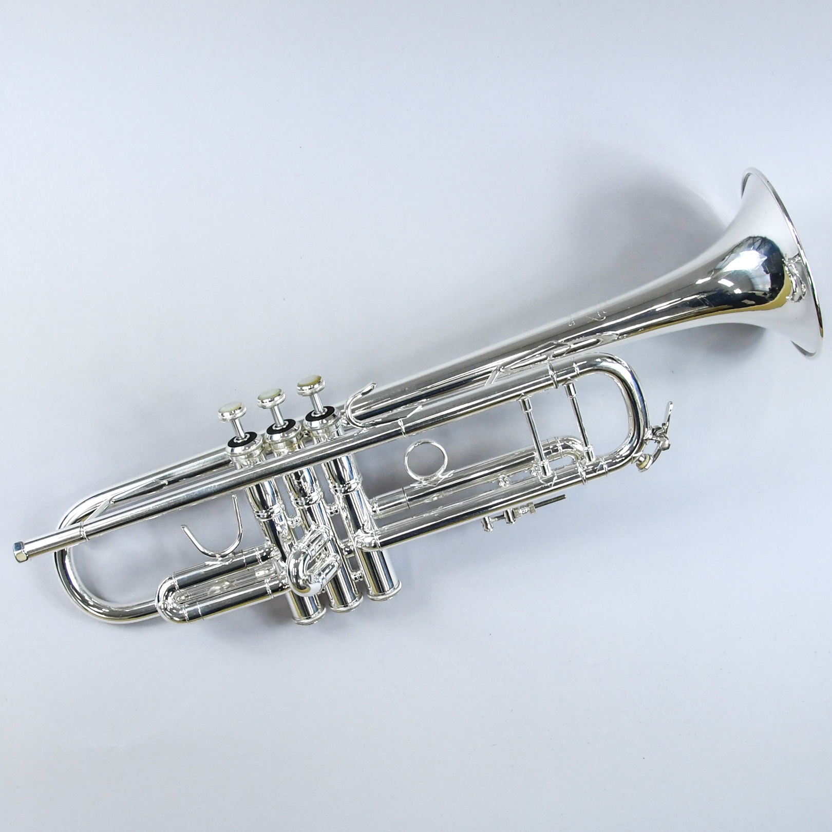 中古楽器情報】Bach『180ML37SP（トランペット）』入荷致しました