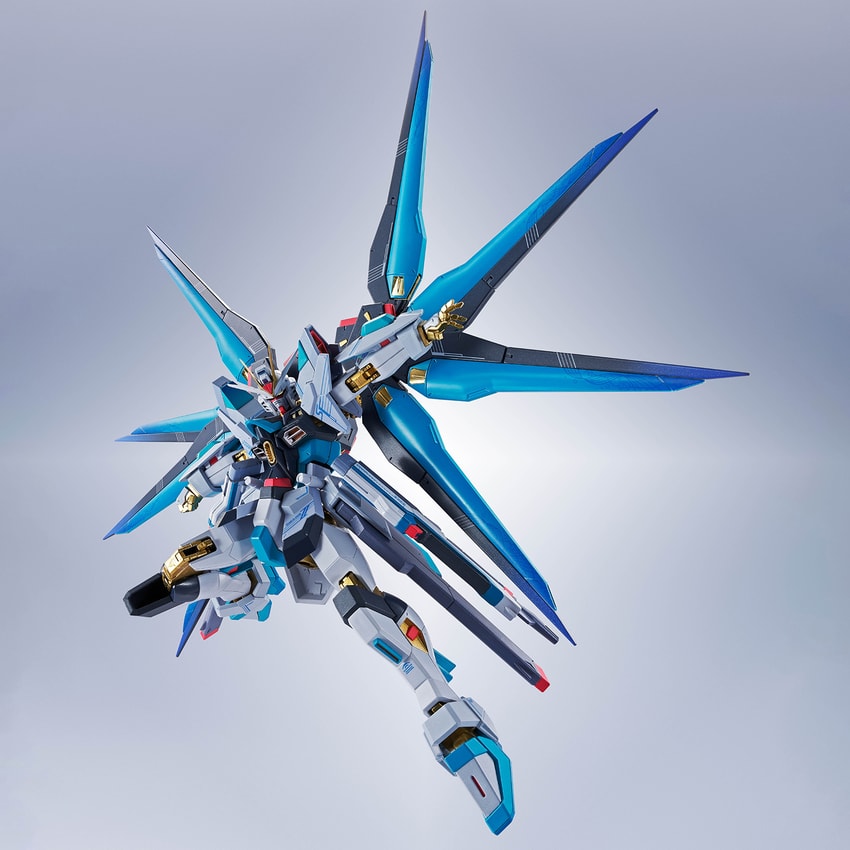 Strike Freedom Gundam Type II (Hatsune Miku Version) Collectible
