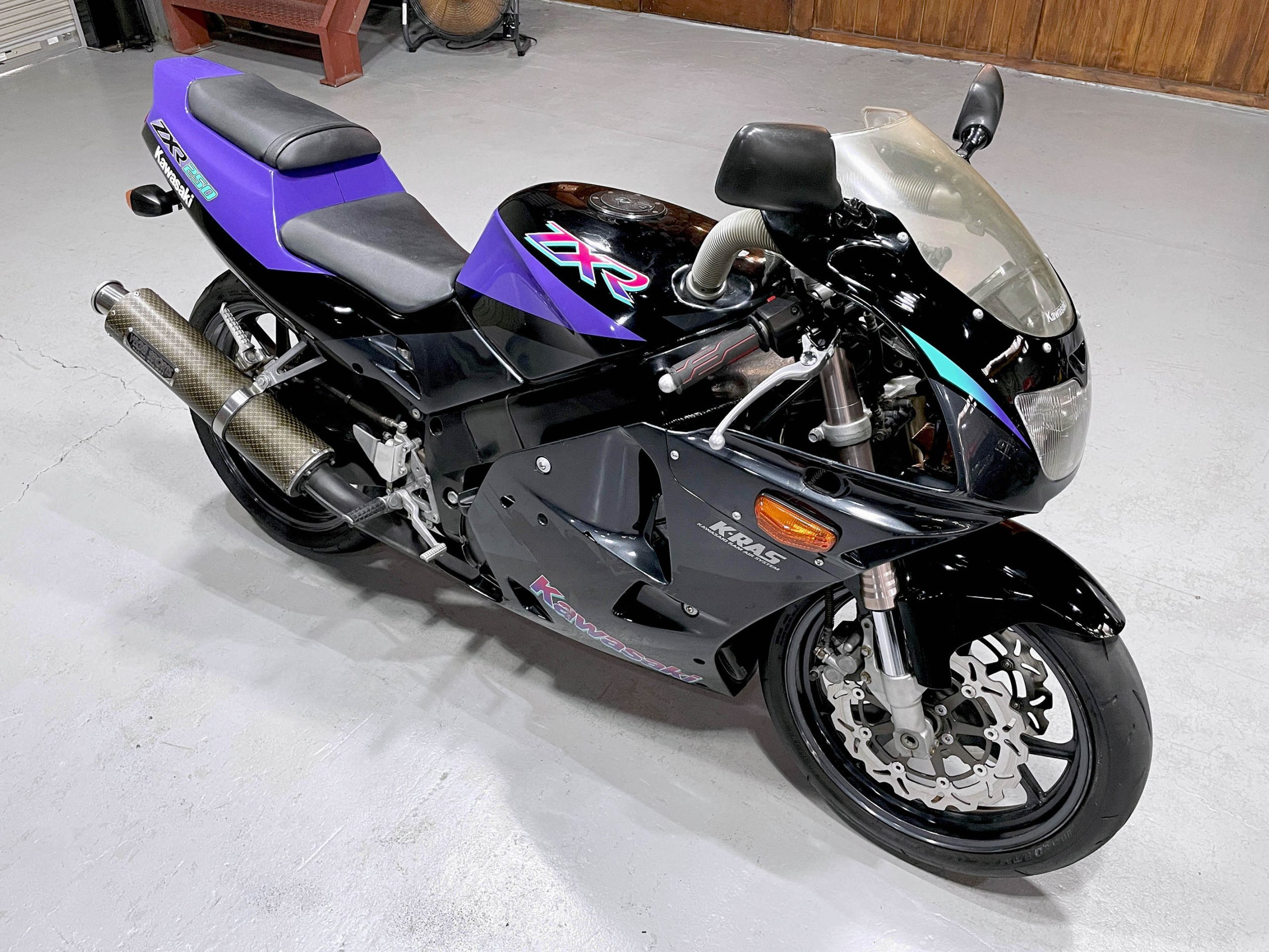 KAWASAKI ZXR250 ZX250C – 京都のバイクショップSPEC-M（スペックエム