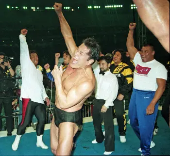 プロボクシング・世界ヘビー級王者のモハメド・アリ対プロレス・NWP