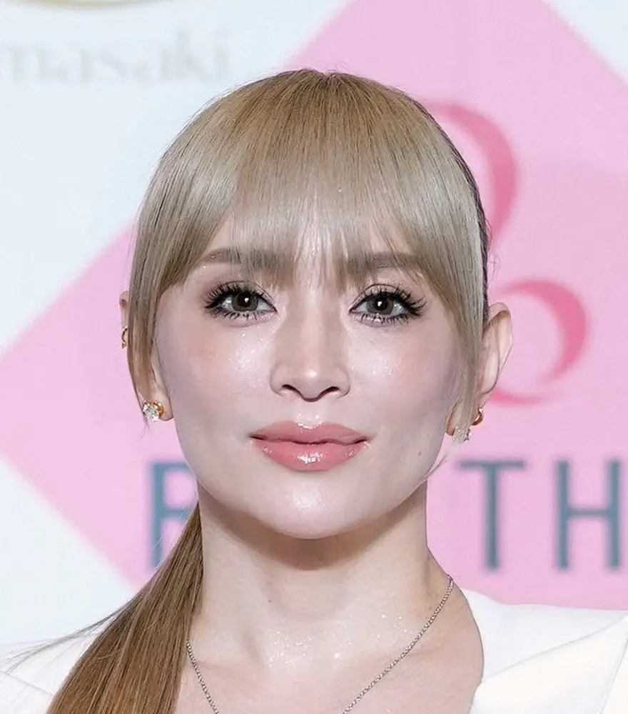 浜崎あゆみ 当日にライブ中止を発表 福岡公演で機材トラブル 直前発表