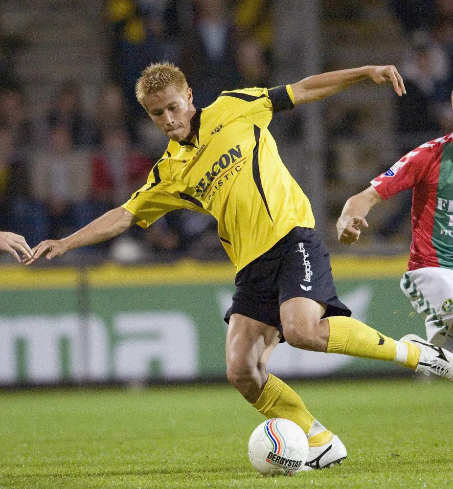 08年にオランダ1部VVVフェンロへ移籍した本田圭佑 - スポニチ Sponichi