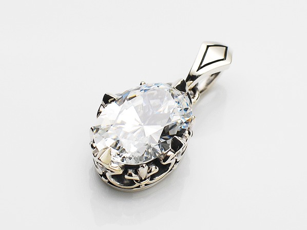 SACRED CROWN PENDANT/CL/Justin Davis（ジャスティンデイビス