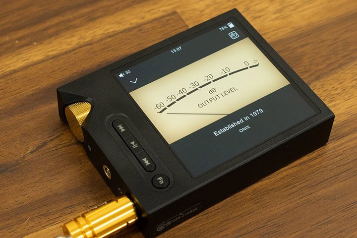 BenQ、輝度3,500ルーメンのビジネス向けフルHDプロジェクター「MH550