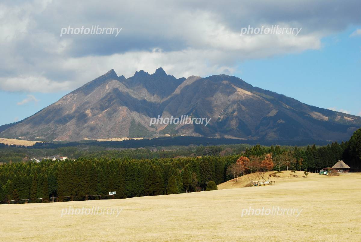 阿蘇根子岳 写真素材 [1047910] - フォトライブラリー