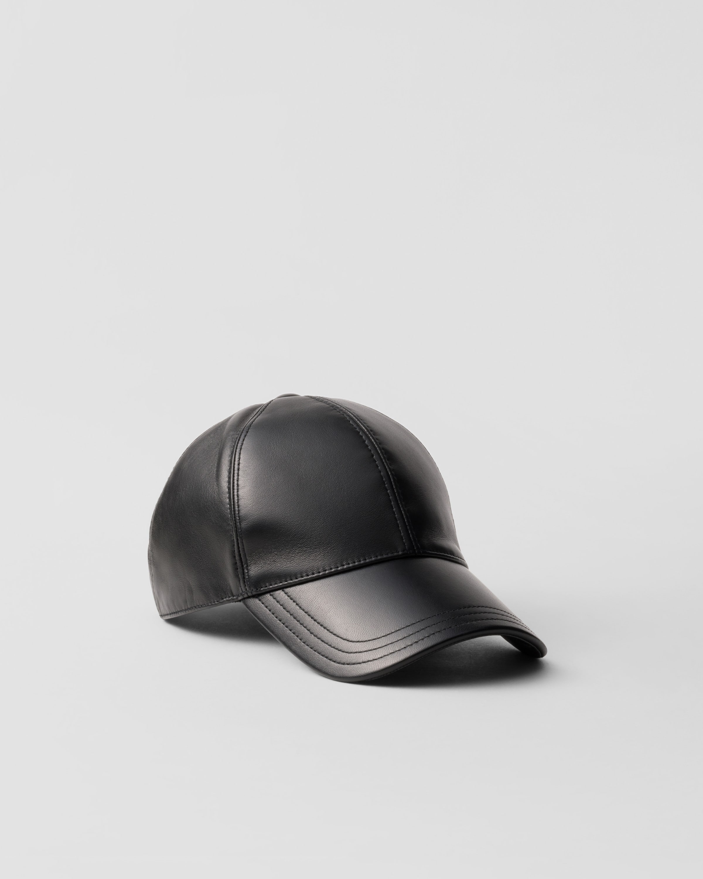 ブラック ナッパレザー ベースボールキャップ | PRADA
