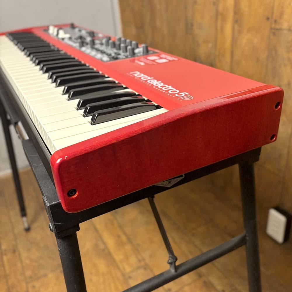 Nord Electro 5D 61鍵 レッド キャリングケース付き Nord Electro 5D 61-Key review | MusicRadar