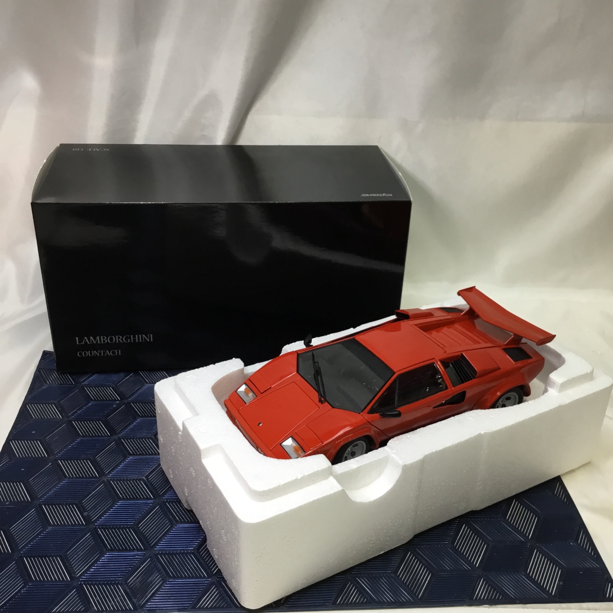 京商 KYOSHO 1/18 ランボルギーニ カウンタック LP500S レッド