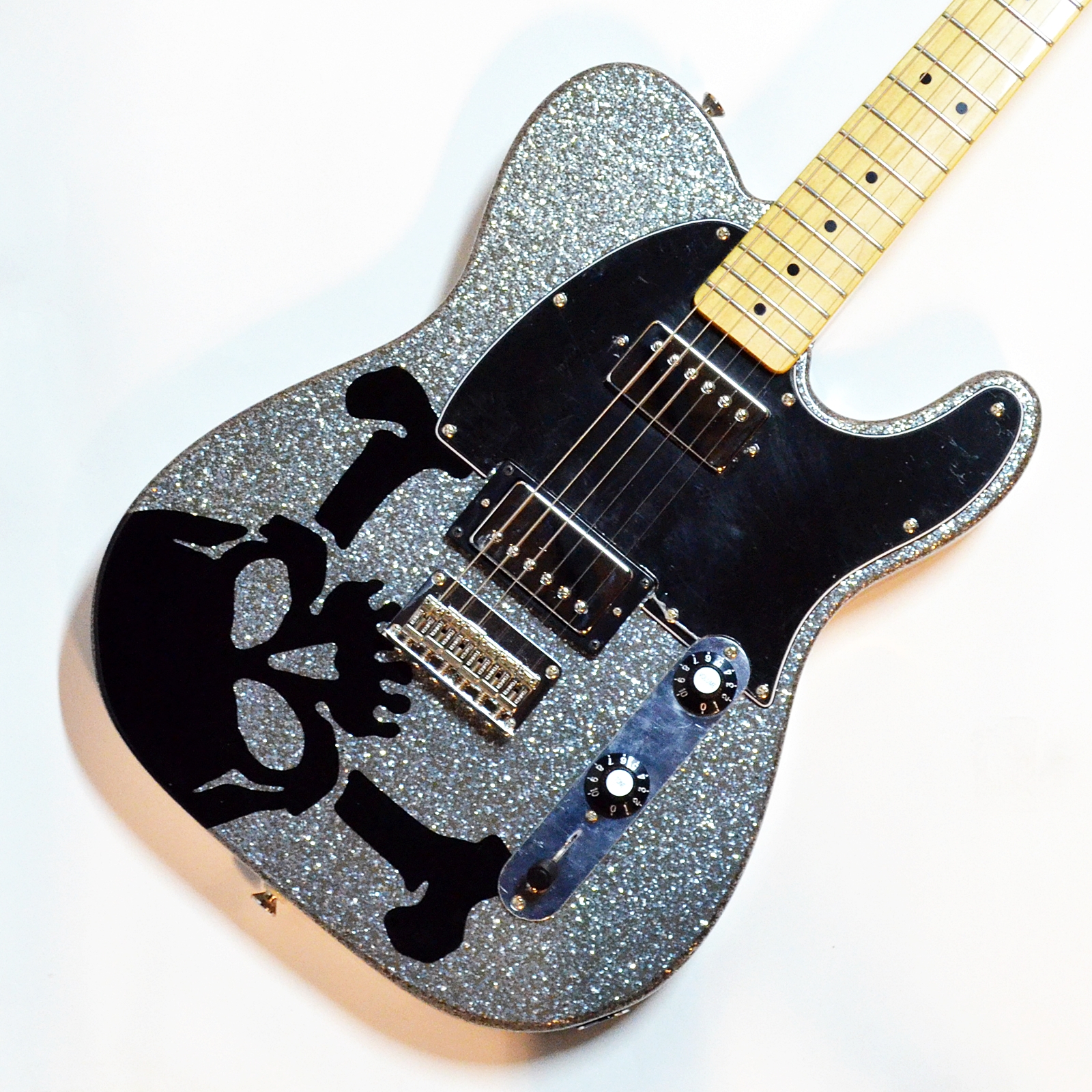 SQUIER エレキギター テレキャスター SCANDAL HARUNA スカル柄 買取