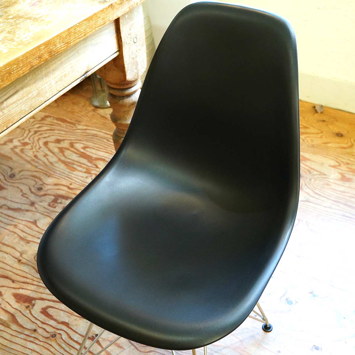 ハーマンミラー / Herman Miller Vitra サイドシェルチェア チャールズ