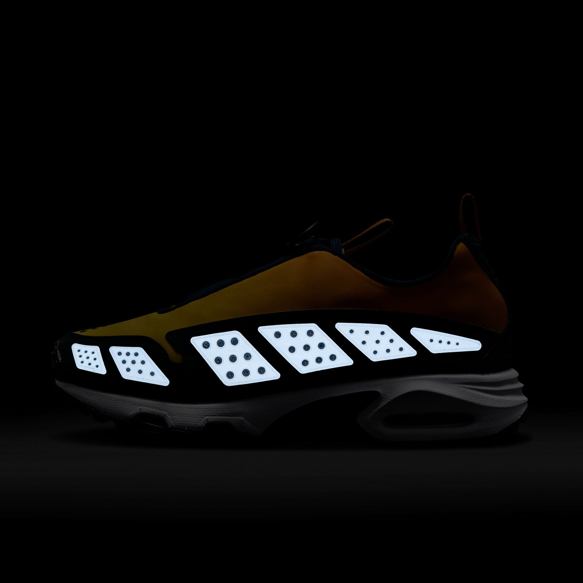 Air Max SNDR Canyon Gold and Deep Ocean – WOODstack